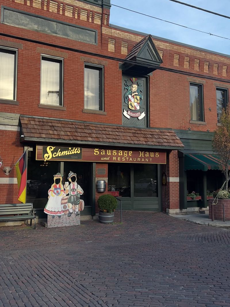 Schmidt’s Sausage Haus und Restaurant - Columbus