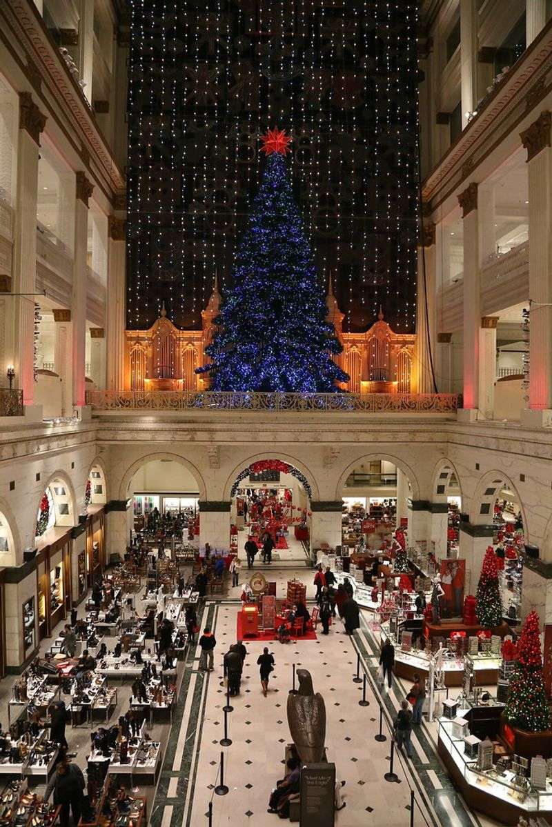 Macy’s Christmas Light Show (Center City)
