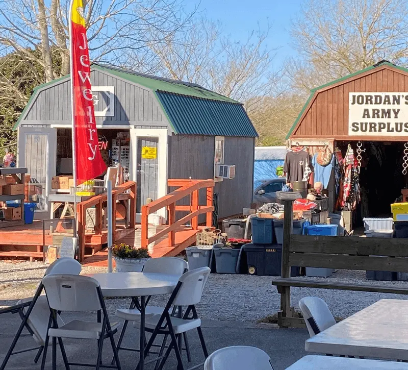 Food Trucks And Market Bites