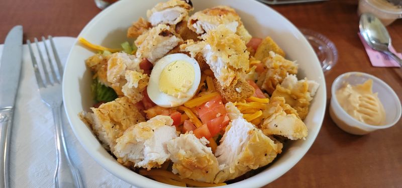 Comfort-food cousins worth ordering