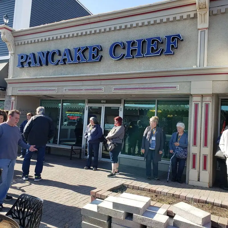 Pancake Chef - Mackinaw City