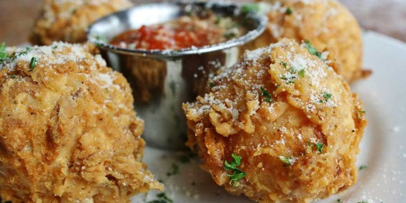 Starter Highlights: Pepperoni Pups and Fried Mushrooms