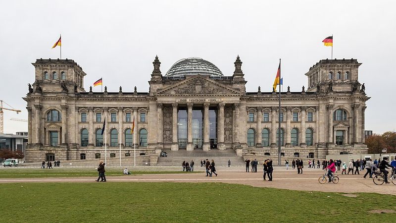 Brandenburg Gate & Reichstag (Berlin, Germany)
