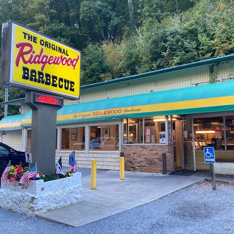 Ridgewood Barbecue – Bluff City