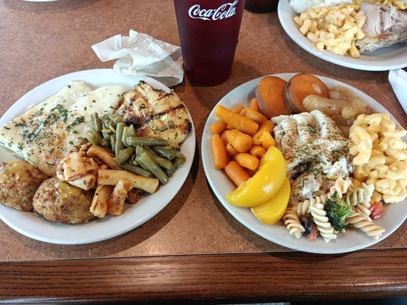 Seafood Standouts: Peel-and-Eat Shrimp & Fried Fish