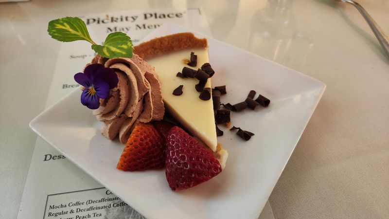 Roundabout Diner & Lounge — Portsmouth