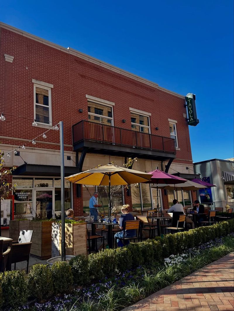 Tavola Trattoria — Bentonville