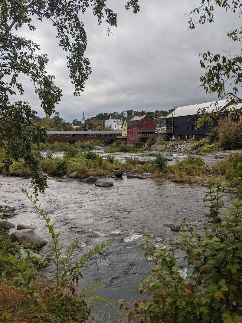 The Ammonoosuc River & Riverwalk Covered Bridge