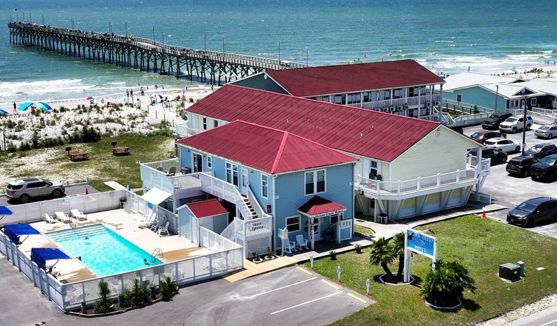 Ocean Crest Motel – Oak Island, North Carolina