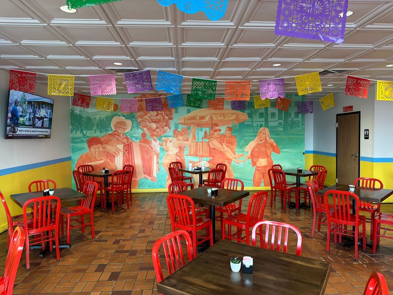 When To Go: Hours, Rush Strategy, and Ordering Tips