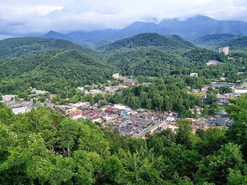 Gatlinburg & The Great Smoky Mountains