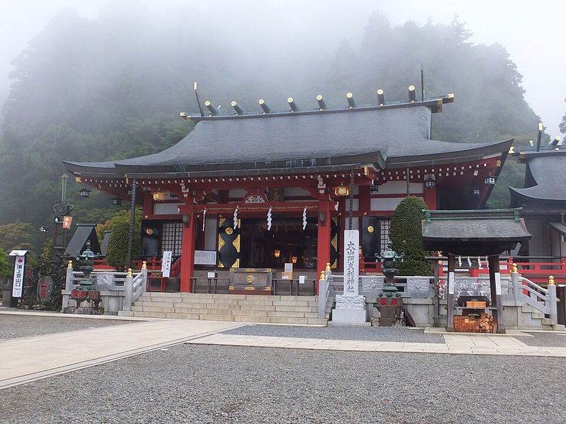 Tanzawa-Oyama Quasi-National Park (Hadano gateway)