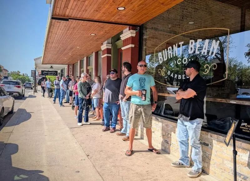 Planning Your Visit: Lines, Hours, and Strategy