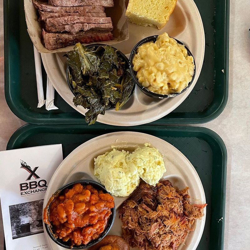 Sides That Stick: Cornbread, Mac, and More