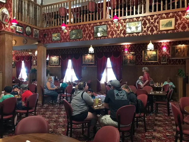 Ruby House Restaurant 