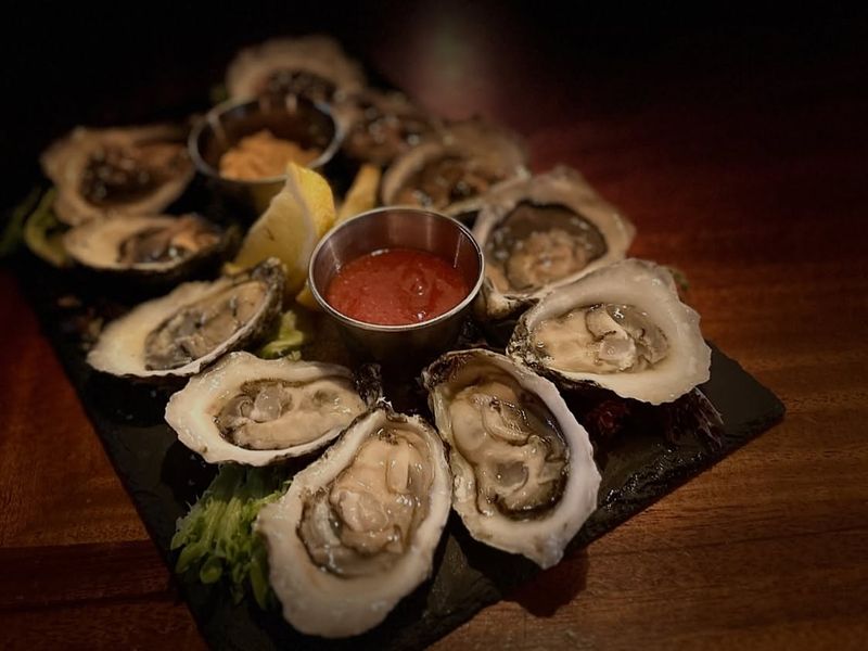 Norfolk Seafood Company & Oyster Bar — Norfolk, VA