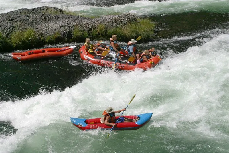 Deschutes River Rafting