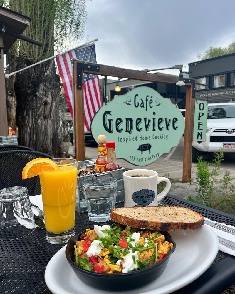 Cafe Genevieve