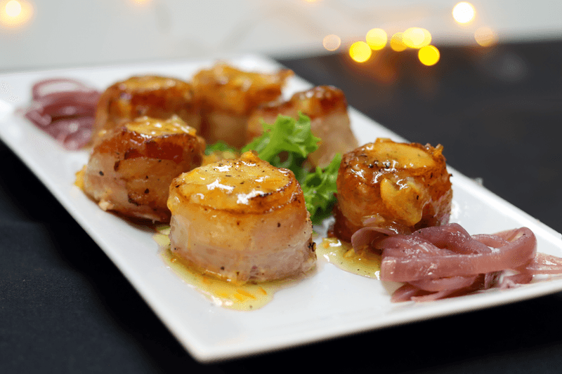 Wine and stiff cocktails that play nice