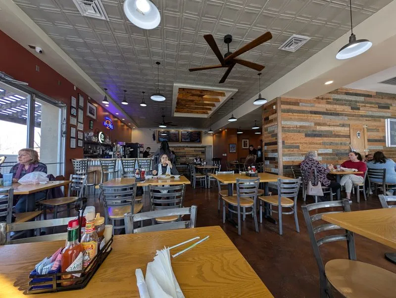 Sopaipillas Worth the Sticky Fingers