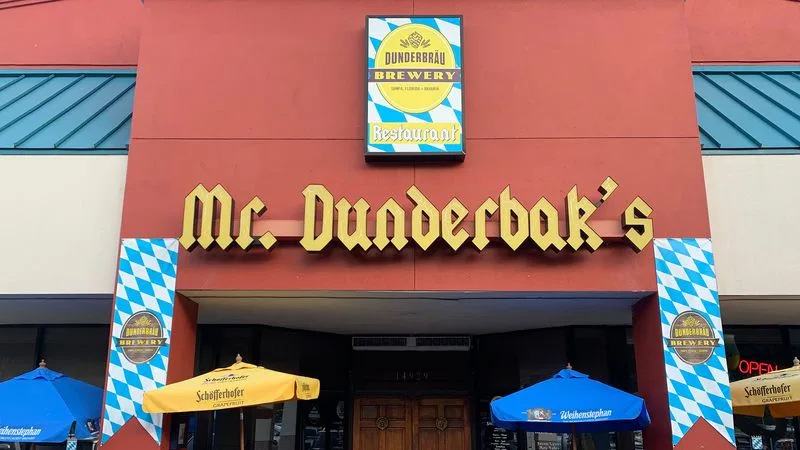 Mr. Dunderbak's Restaurant and Brewery - Tampa