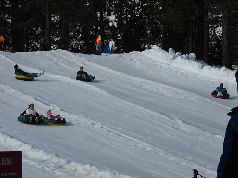 Backyard Snow Tubing – Midwest