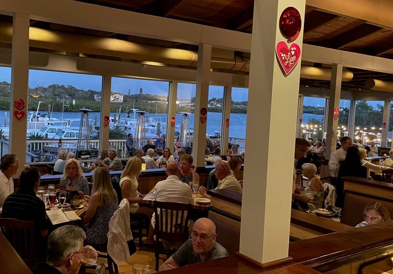 Service That Balances Warmth and Professionalism