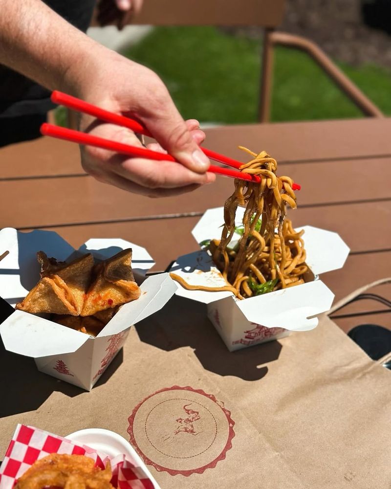 Leong’s Asian Diner