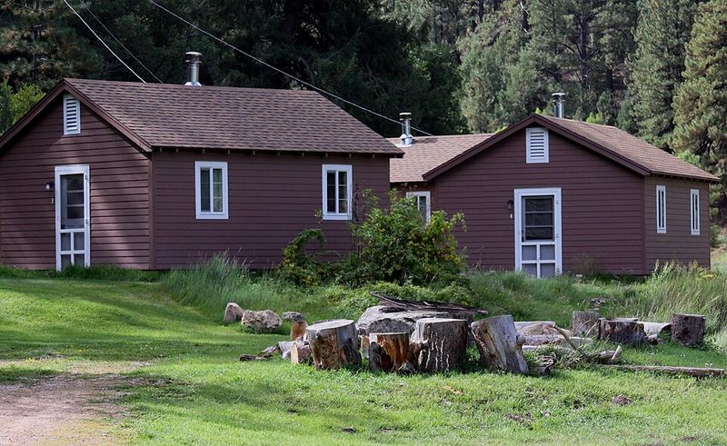 Weekend Cabin Rentals in Mountain Towns
