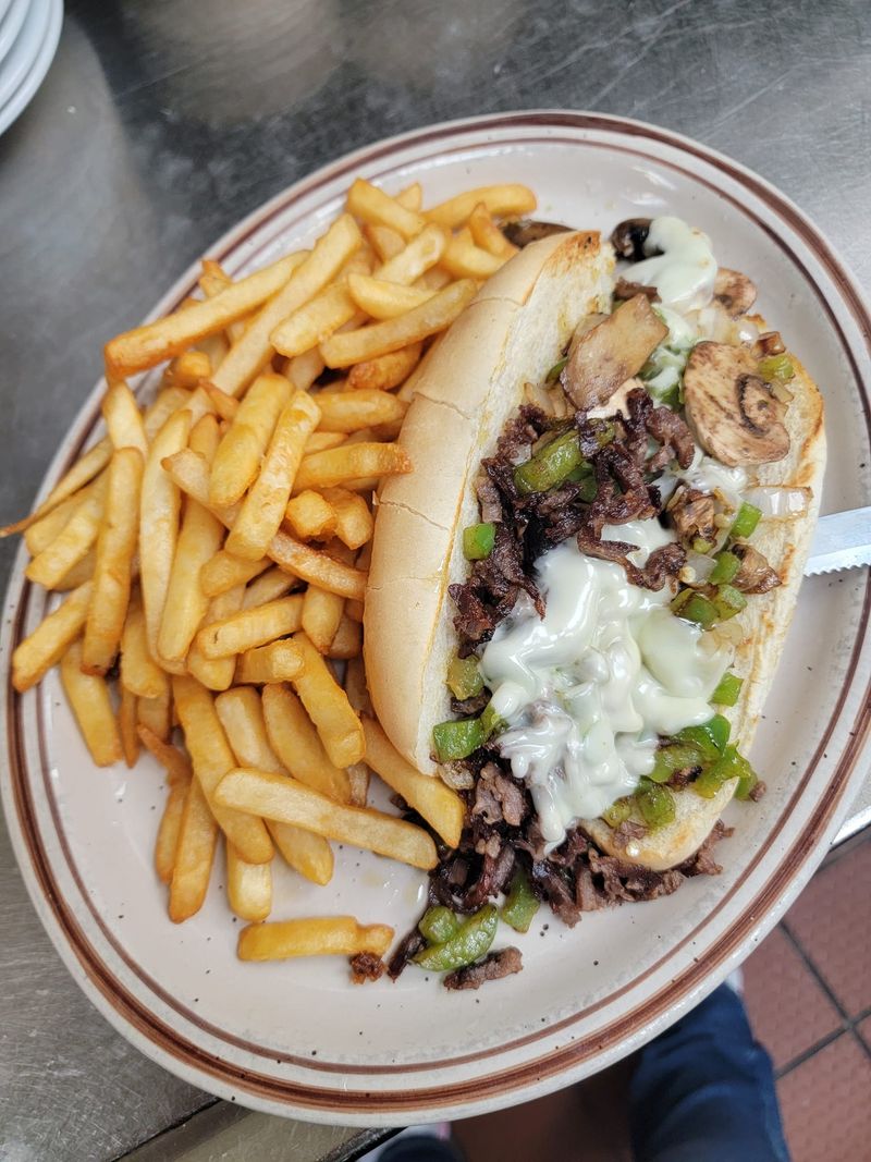 Mom’s Family Diner—Tulsa