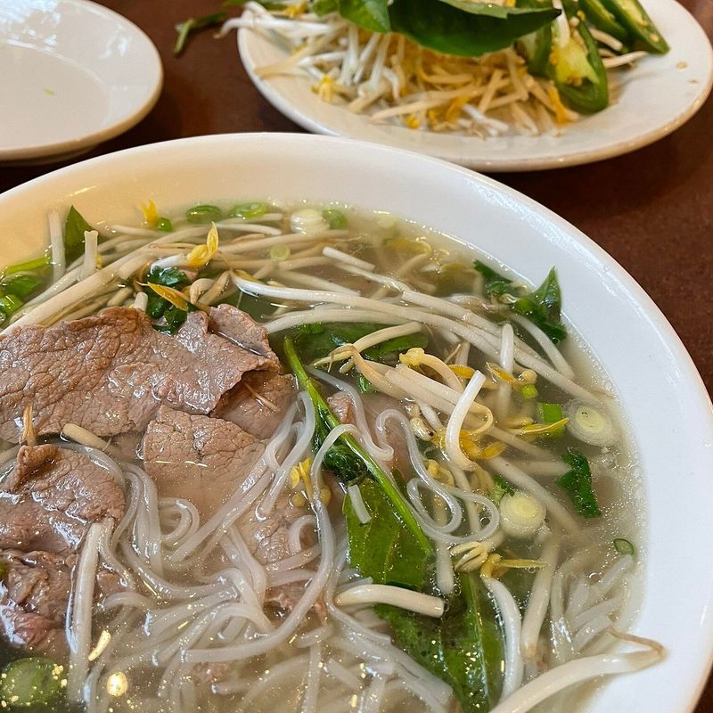 Pho Tau Bay – Minneapolis
