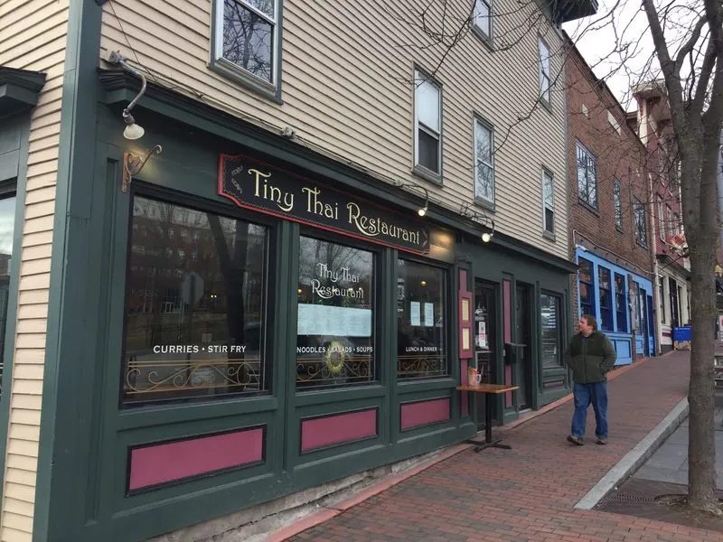 Tiny Thai Restaurant (Winooski, VT)