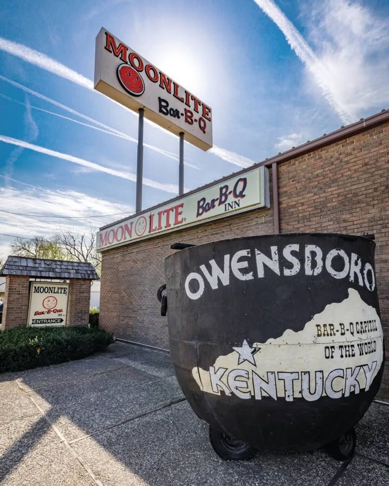 Moonlite Bar-B-Q Inn — Barbecued Mutton & Burgoo