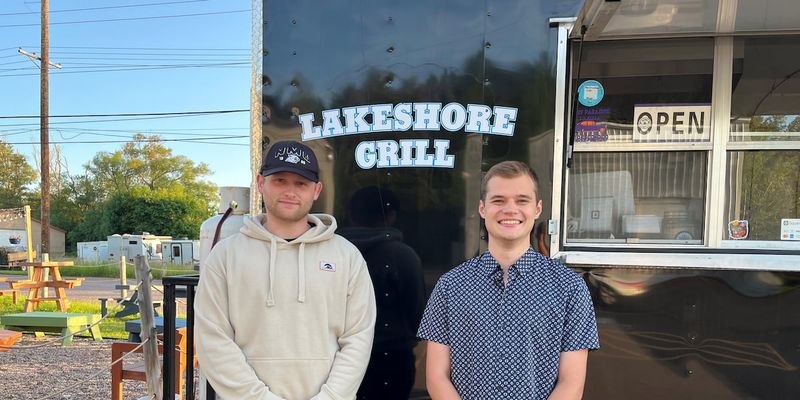 Marquette Lakeshore Grille — Marquette