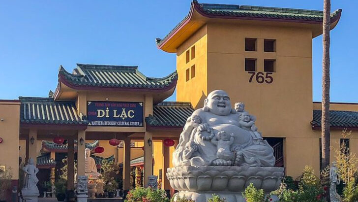 The Most Vibrant Vietnamese Neighborhoods Across the U.S. Worth the Detour