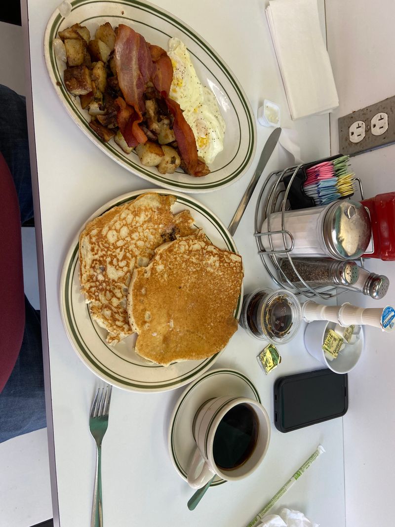 Banana Pecan Pancakes Legends