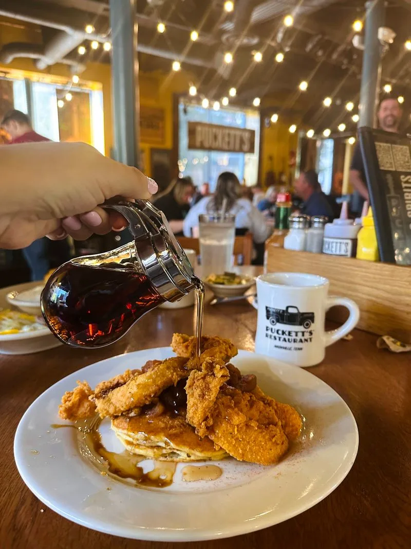 Puckett's Restaurant - Franklin