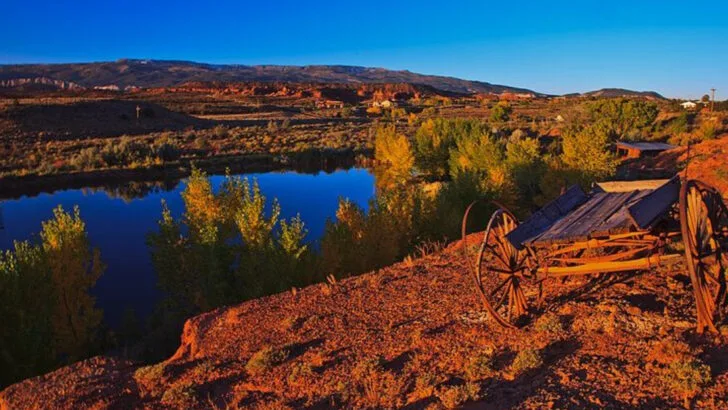 The Quiet Western Getaways People Used to Visit for Solitude Alone