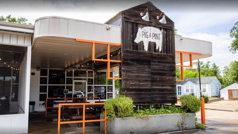 Pig & Pint — Jackson (Fondren District), MS