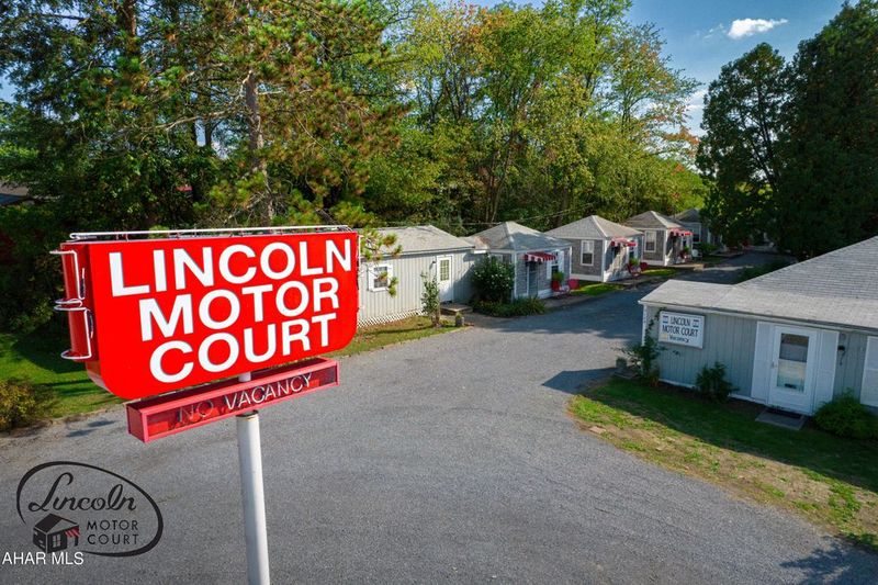 Lincoln Motor Court – Manns Choice, Pennsylvania