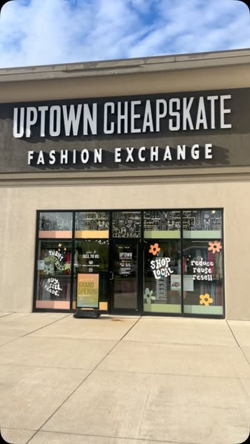 Uptown Cheapskate – Sioux Falls