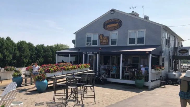 The fish and chips at this Connecticut landmark are what locals crave all year long