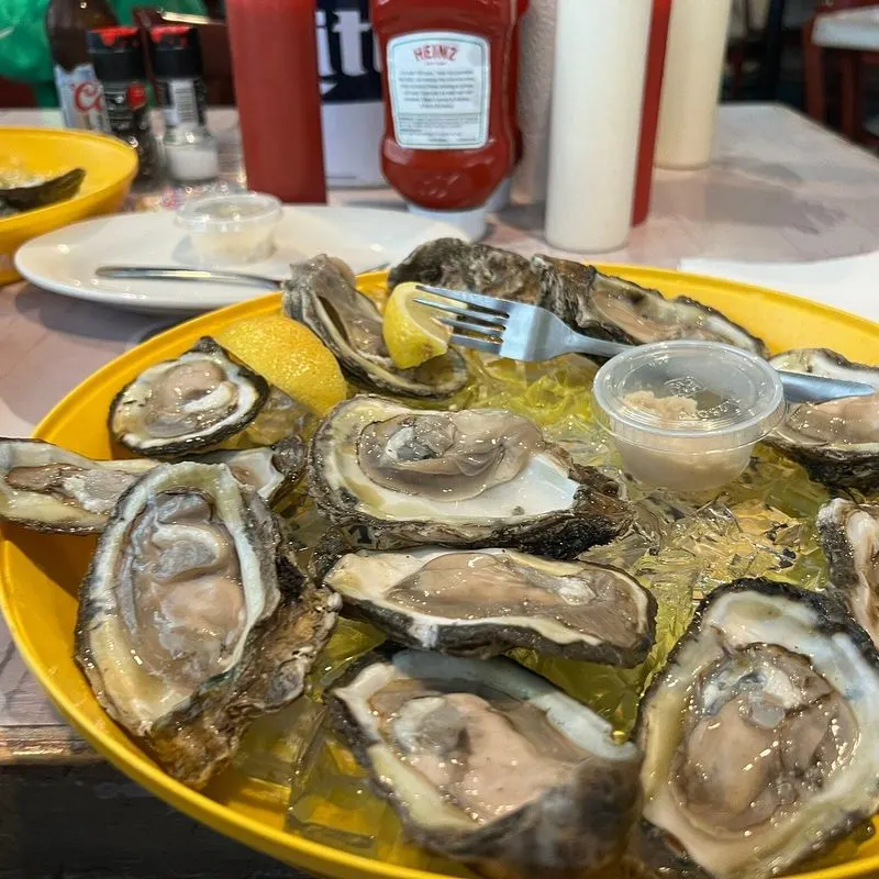 Oysters that keep regulars talking