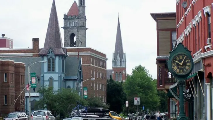 This Former Rail Hub in Vermont Has Quietly Become a Mountain Getaway Worth Finding