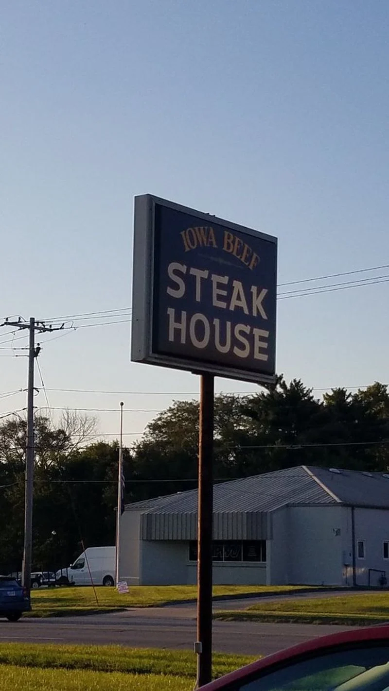 The Legend of a No-Frills Steakhouse