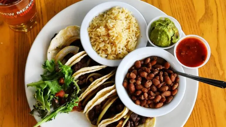 This New Mexico Green Chile Café Won People Over With Honest, Everyday Flavor