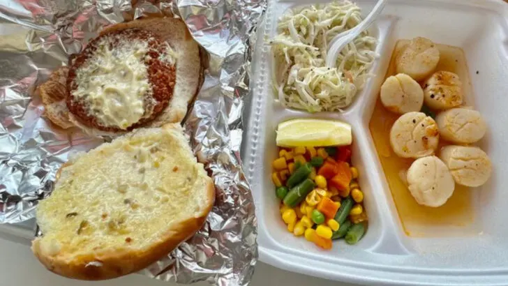This seafood shack in New Jersey has a flounder sandwich people keep coming back for