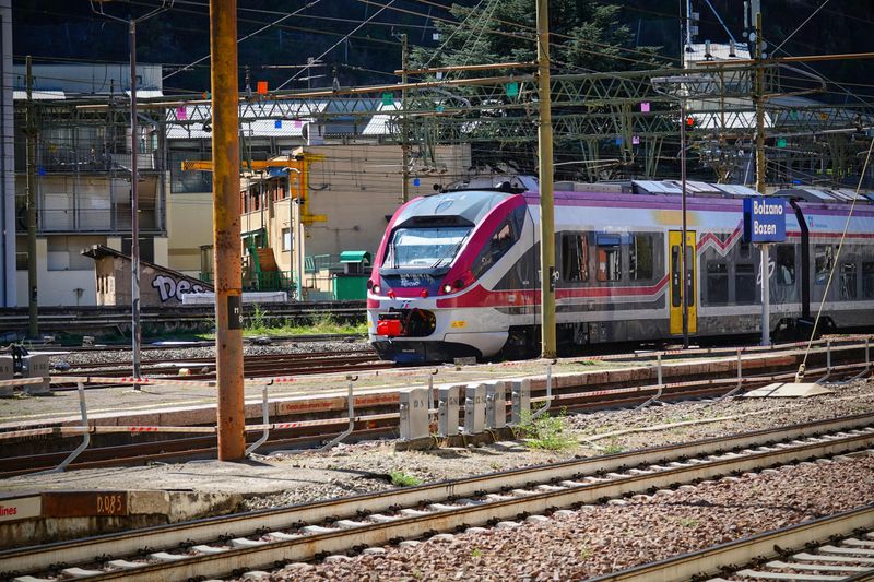 Bringing Oversized Luggage Without Planning Space