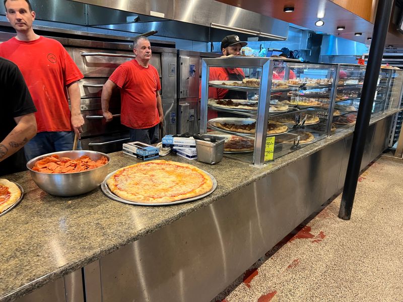 Eddie & Sam’s N.Y. Pizza — Tampa