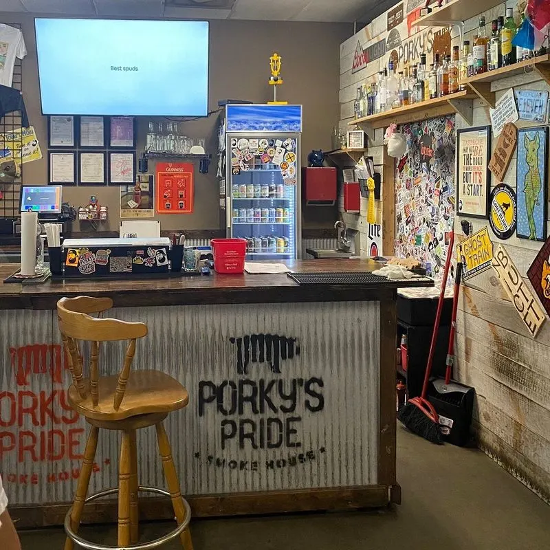 Porky's Pride Smokehouse (Hayden, AL)